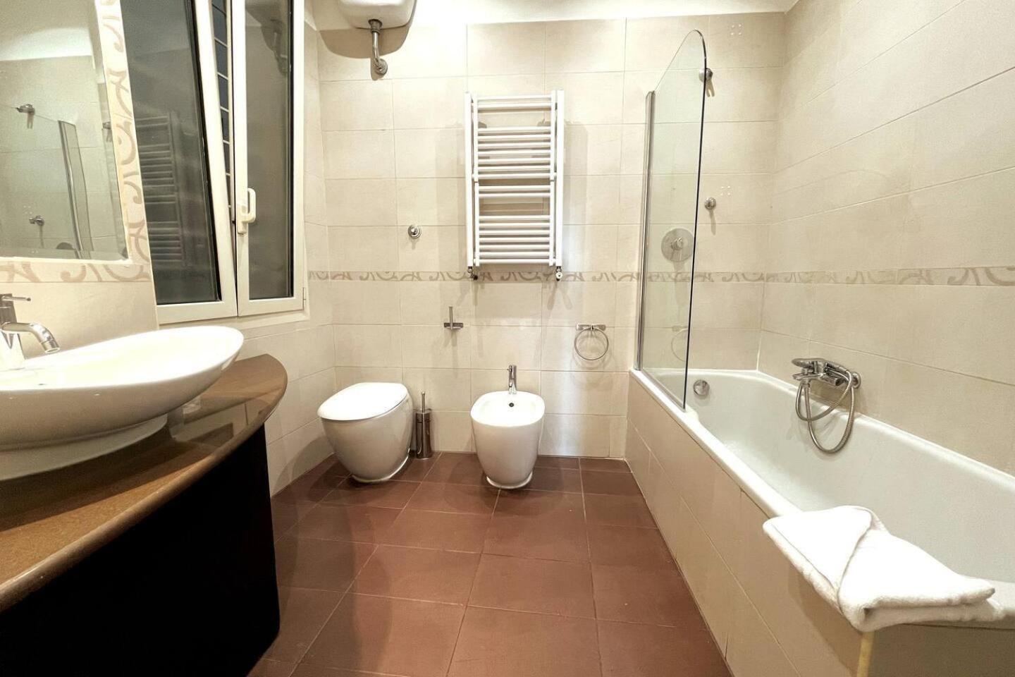 Spacious And Bright Rome Bagian luar foto